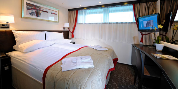 Panorama Category E cabin