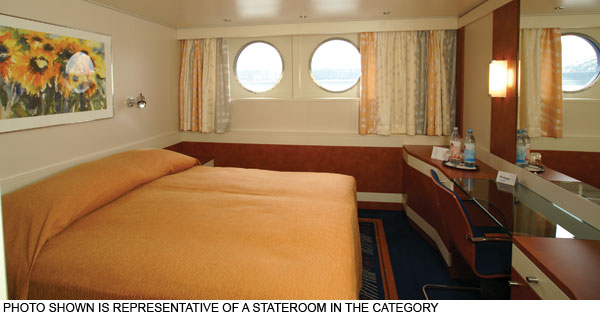 Panorama Category E cabin