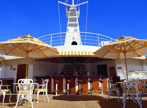 MS Deutschland Lido Deck