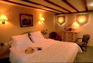 Renaissance Barge Cabin