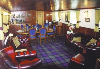 Barge Cruise in Scotland